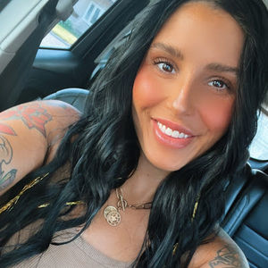 Meet your Posher, Kendra